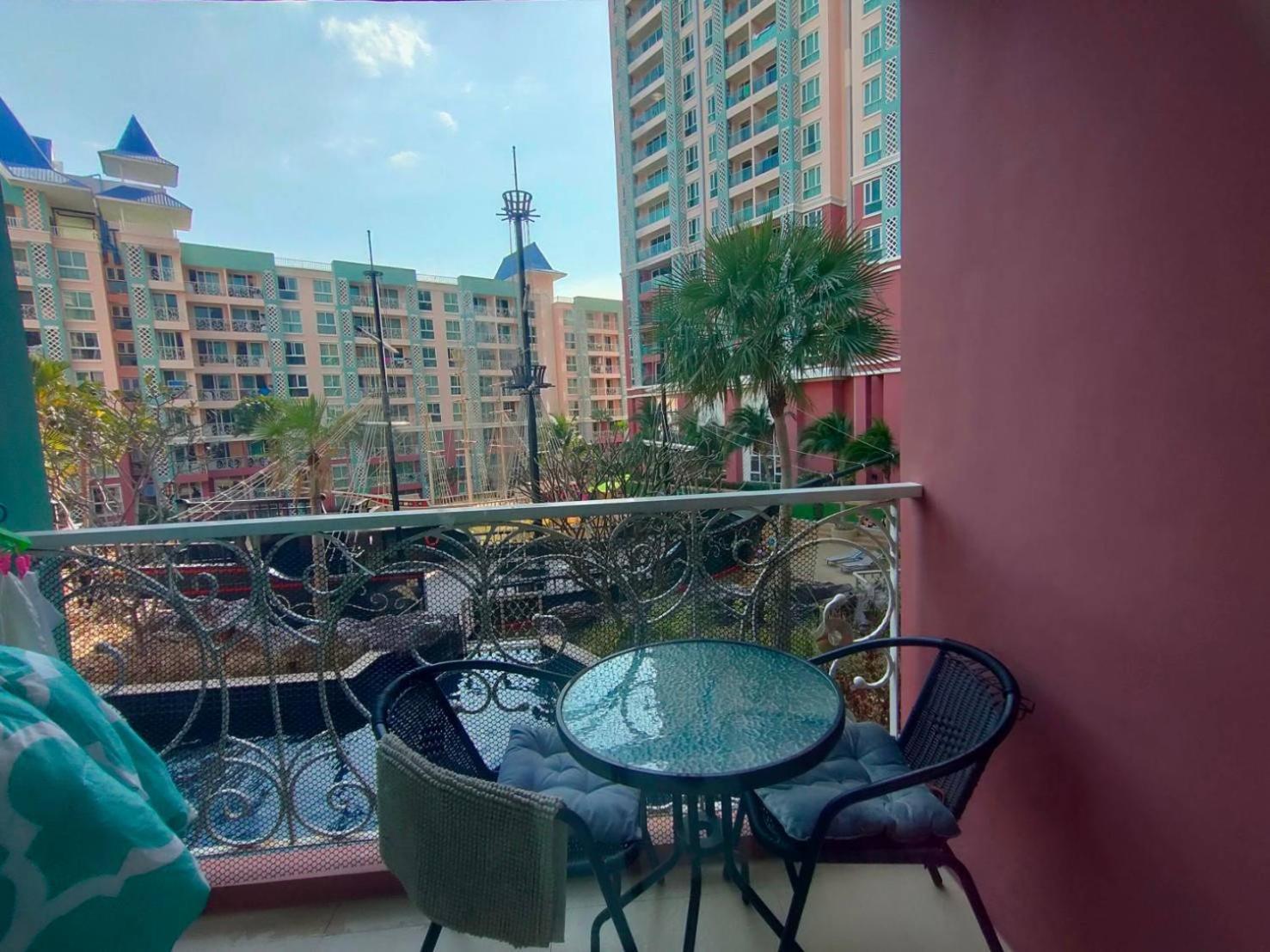 Grande Caribbean Condo By Suneeya Pattaya Bagian luar foto